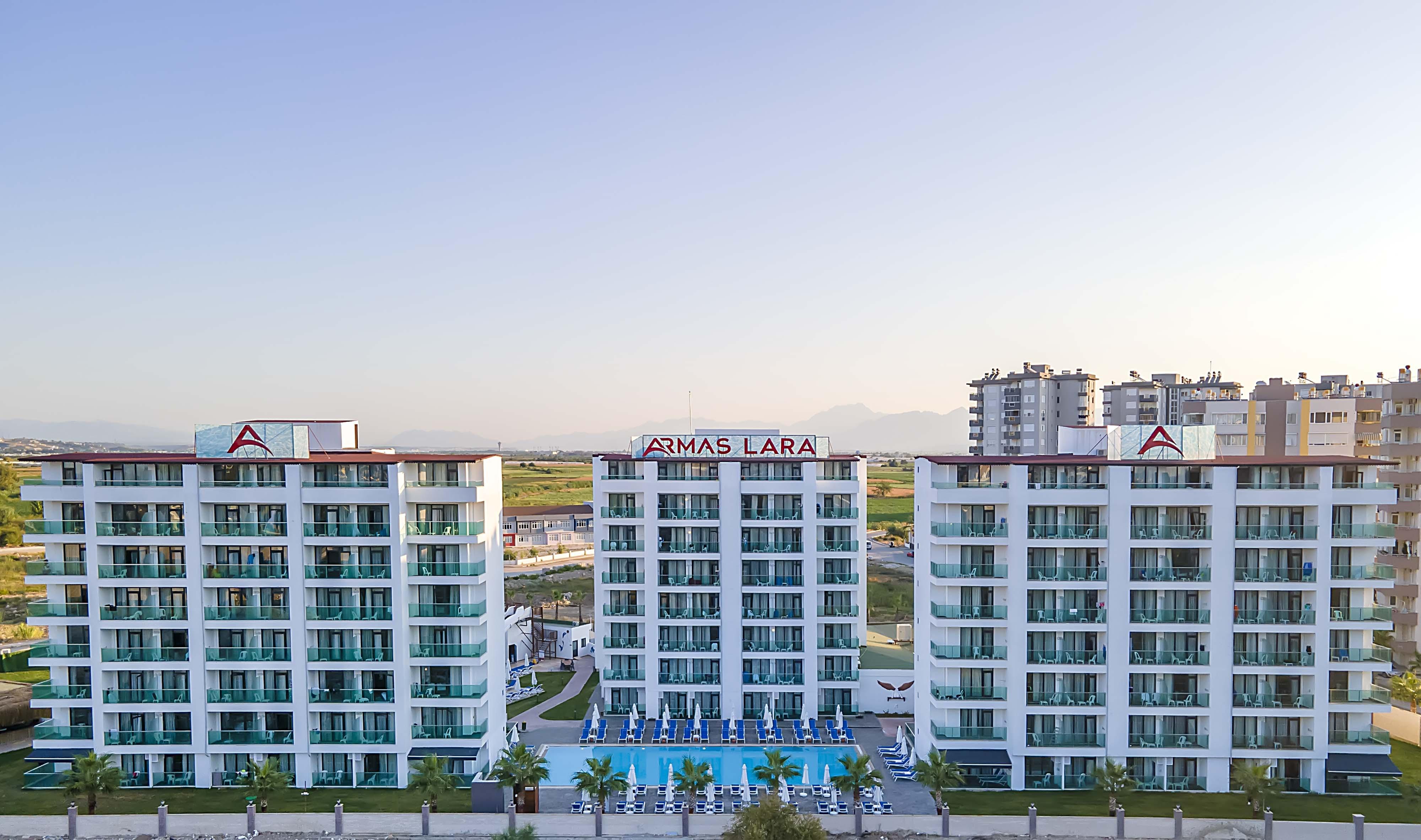 Royal Towers Lara Hotel Antalya Exterior photo