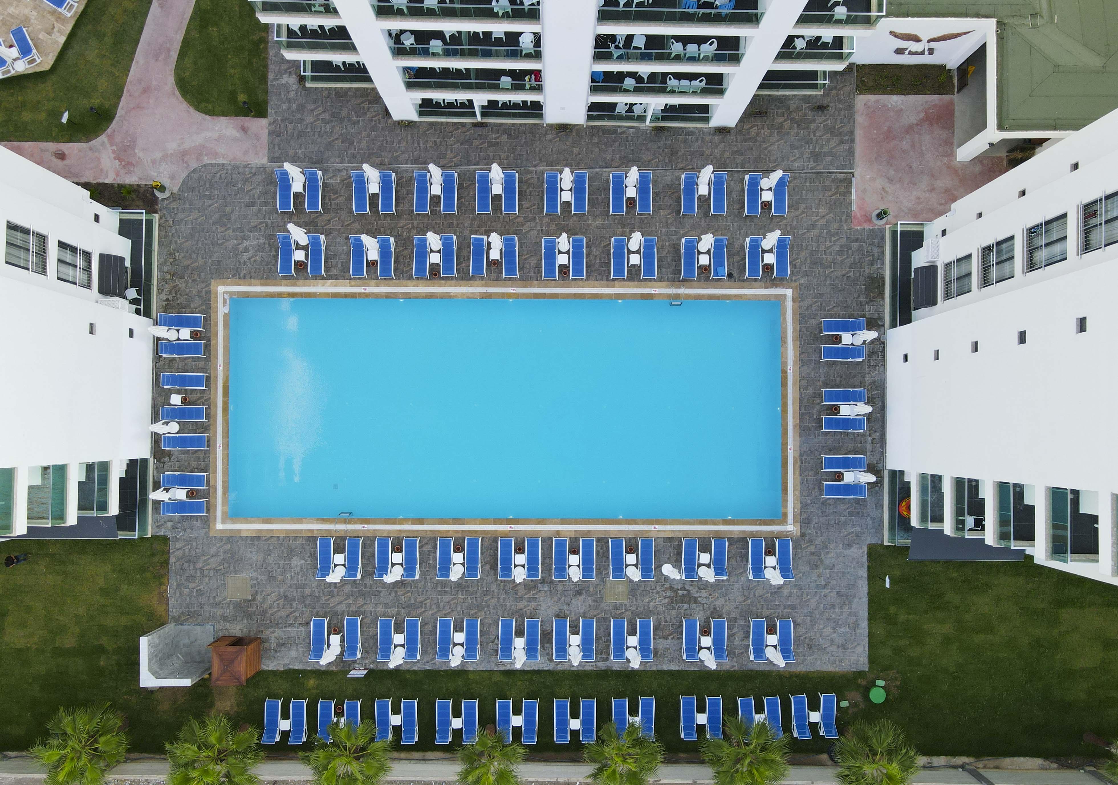 Royal Towers Lara Hotel Antalya Exterior photo